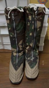 รองเท้านินจาพื้นยางหนา บูทนินจา บูทผ้าลายทหาร พื้นยางดำ ทำสวน ทำไร่ ทำนา เลี้ยงสัตว์ ปลูกป่า กรีดยาง สูง 16 นิ้ว ช.รุ่งระวี ซิปใหญ่