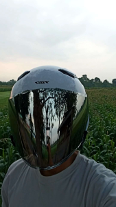 Helm Half Face TOD Kyros Solid Putih: Pilihan Terbaik Untuk Aktivitas Outdoor