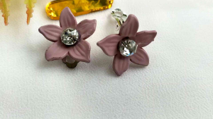 Hijabnur1 - Sepasan Anting Klip Hija Bunga Kecil Handmade/Anting jepit hijab