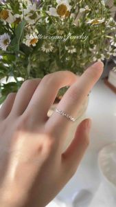 BUTTERCREAM Amy S925 Silver Row of Heart Shaped Ring in Silver