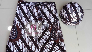 Set Sapit Urang & Blangkon Batik Solo Motif Lereng Garuda Sunda Dewasa Pria Motif Adem Tidak Luntur Ukuran Lengkap 5-10