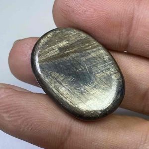 67450-MẶT ĐÁ SAPHIA ĐEN CÓ HOẠ TIẾT ( THIÊN NHIÊN) không xử lý