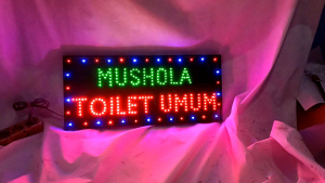 papan lampu LED tulisan MUSHOLA TOILET UMUM new