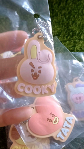 พวงมาสคอตยาง BT 21 พวงไข่ปลา BT 21 Baby Keychain