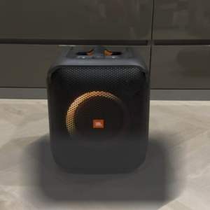 JBL Partybox Encore มือจับกันลื่นใส่ลำโพงตรงรุ่น - รุ่นเสียงเป็นมาตรฐาน สามารถเข้ากันเลย