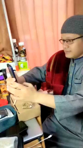 Kualitas Peci Rajut Nanas: Souvenir Haji & Umroh Premium