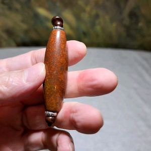 53.6mm Tibetan Meng Tianzhu reddish small natural eyes Dzi pendant 53.6毫米九眼页岩老料红鱼籽小眼睛蒙天珠吊坠