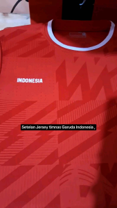 [ GRATIS REQUES CUSTOM SABLON NAMSET ] 1 SET JERSEY TIMNAS GARUDA INDONESIA BAJU BOLA ANAK BAJU OLAHRAGA ANAK ANAK SETELAN JERSEY FUTSAL ANAK LAKI LAKI DAN PEREMPUAN USIA 5-13 TAHUN