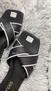 INVINCIBLE Sandal Wanita Korean Style Terabru Kekinian 2023 Simpel Elegan