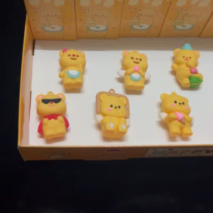 กล่องสุ่มพวงกุญแจน้องหมีเนย Butter bear พร้อมส่งจากไทย ราคาต่อ 1 ชิ้น