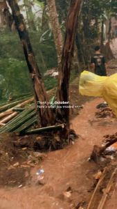 Jas Hujan Plastik Tebal Ponco/Atasan Lusinan 12pcs Murah Cap Kepala Rusa