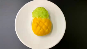 คุกกี้สับปะรด(ทาร์ตสับปะรดใต้หวัน)แท้100% 1กล่องมี 5ชิ้น เก็บได้ 30วัน ปกติ250บาท ลดเหลือ 199บาท 3 กล่องขึ้นไป(ส่งฟรี)