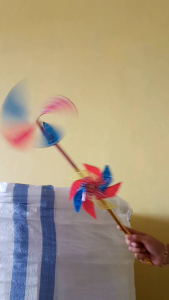 Kitiran Mainan Kincir Angin Baling Baling Jadul Tradisional Anak