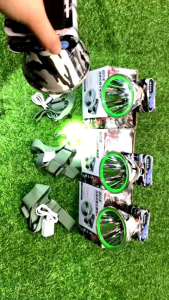 đèn pin đội đầu siêu sáng J95. chiếu xa 1000m. Pin trâu. Công xuất 10.000W