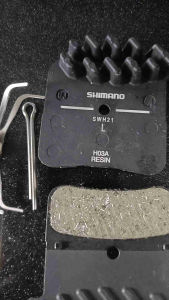 SHIMANO H03A RESIN DISC BRAKE PAD 4 PISTON FOR SAINT AND ZEE BR-M8020/M820/M640