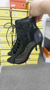 SẴN Bốt lưới hở mũi cột dây gót nhọn cao cấp Giày nhảy dance 2023 B018