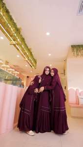 Gamis Couple Ibu & Anak: Desain Modern Dari Salwa Couple Series