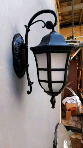 Garansi Lampu Dinding Outdoor Waterproof Kode 1202 R/M Hitam Tahan Air - Anti Karat