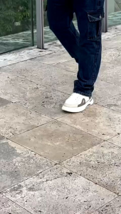 Seluar Jeans Lelaki Cargo 6 Pocket Acid Wash Cargo Jeans Non Stretchable Straight Cut