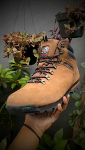 SEPATU KARRIMOR  / SEPATU HIKING KARRIMOR /SEPATU BIKER KARRIMOR / SEPATU BOOTS / QUALTY ORIGINAL INDONESIA