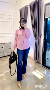 Kemeja Basic Mariska Atasan Polos Wanita: Model List Kiri & Kanan