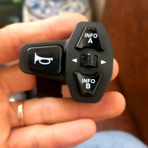 Nút công Tắc Kèn Sh 125 - 150 - 160 - 350i ( 2020 -2024 )