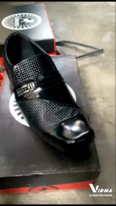SEPATU PANTOFEL FORMAL KULIT PRIA LANCAS TGR 001 HITAM ( PRODUKSI SENDIRI )