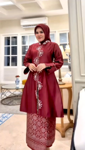 SESUAI GAMBAR SATU SET BAJU KURUNG BAHAN BRIDAL APLIKASI PAYET MUTIARA-STELAN BAJU MELAYU DENGAN ROK SONGKET TERBARU 2024
