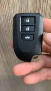 Vỏ chìa khoá Smartkey Vios Yaris 3 nút 2019-2024
