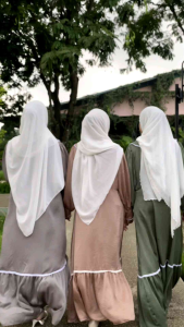 Edelyn Dress by Sundara: Bahan Dress Berkualitas & Desain Nyaman