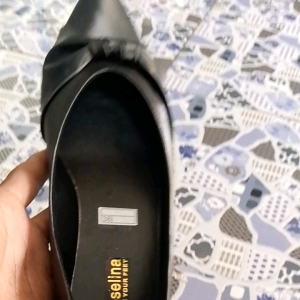 Sepatu Pantofel Wanita Terbaru