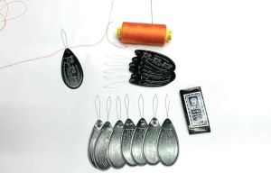 Set 2 cái Dụng cụ xỏ kim may tay loại tốt