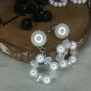 Anting Mawar Hijab Beludru