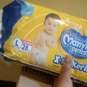 MAMYPOKO PANTS X-TRA Kering Ukuran L Isi 28 Pcs