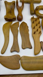 Combo 18 Dụng cụ massage ấn huyệt cạo gió giúp đả thông kinh mạch và lưu thông khí huyết