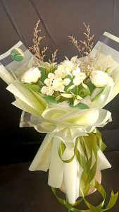 Lubu.id BUKET BUNGA ARTIFICIAL WARNA HIJAU SIZE M