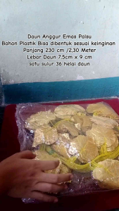Daun Emas (2 Meter) / Daun Rambat Plastik/ Daun Rambat Artificial / Dekorasi Ruangan