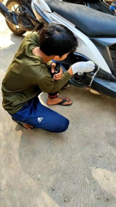 Mody Black Penghitam Body motor Car Kendaraan