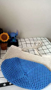 กระเป๋าถัก สะพายข้างทรงตาราง ใบขนาดใหญ่ ใส่ของได้เยอะ