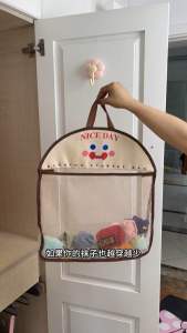 内衣袜子收纳袋 (1套2个)Underwear and Socks Storage Bag#内衣袜子总是乱丢很难找😞，可以备一个这样的收纳网兜✨，收纳内衣内裤袜子很合适！挂在柜子里也不占地方~#内衣收纳袋 #收纳整理 #袜子收纳