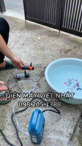 Bơm thông minh Caowang WD01 dùng cho máy cắt rãnh tường máy khoan rút lõi các loại