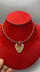 สร้อยคอช็อคเกอร์ 2 กษัตริย์ เงิน + ทอง พร้อมจี้พญาครุฑล้อมด้วยเพชรสวิต ช่วยเสริมพลังอำนาจ ความอุดมสมบูรณ์ โชคลาภ ร่ำรวยเงินทอง สร้อยคอมีความยาว 18 นิ้ว ของจริงสวยงามตรงปกค่ะ