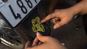 [ 1 CON ] TEM STICKER MICHERLIN ( LỘT ĐƯỢC ) SIÊU TRONG DÁN TRANG TRÍ XE