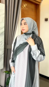 DYN - My Lady Scarf DYN SIGNATURE Hijab Persegi Kerudung Segiempat Voal Printing Premium DYN CLOTHINGLINE