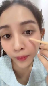 Serum giảm quầng thâm mắt và bọng mắt Daily Eye Serum 25ml hỗ trợ giúp dưỡng sáng giảm quầng thâm và nếp nhăn quanh mắt