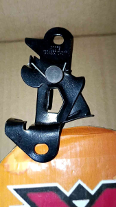 Face panel Lock Isuzu V10 giga Female
