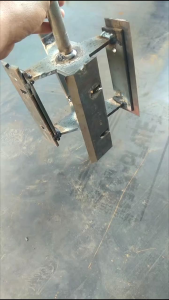 TERLARIS MATA PISAU PENCACAH RUMPUT