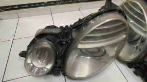 Mercedes Benz W211 Original E Class Kompressor Facelift Front Lights Headlamps Ballasts and Bulbs (Used)