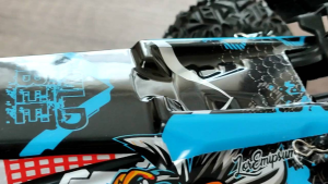 Termurah!..Baterai RC Dobel power 3.7V~4.8Volt ~ 6800mAh + Charger soket hitam 2PIN awet tahan lama