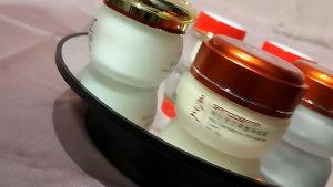 Cream DARK SPOT GANODERMA YU CHUN MEI GOLD SERIES DAY NIGHT